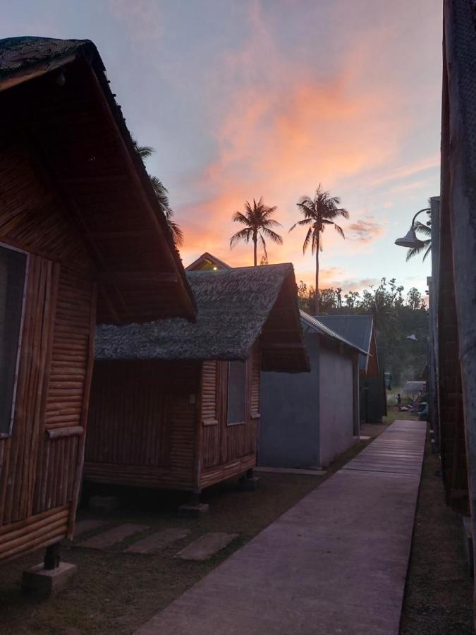 Russell Place Hostel San Vicente  Exterior photo